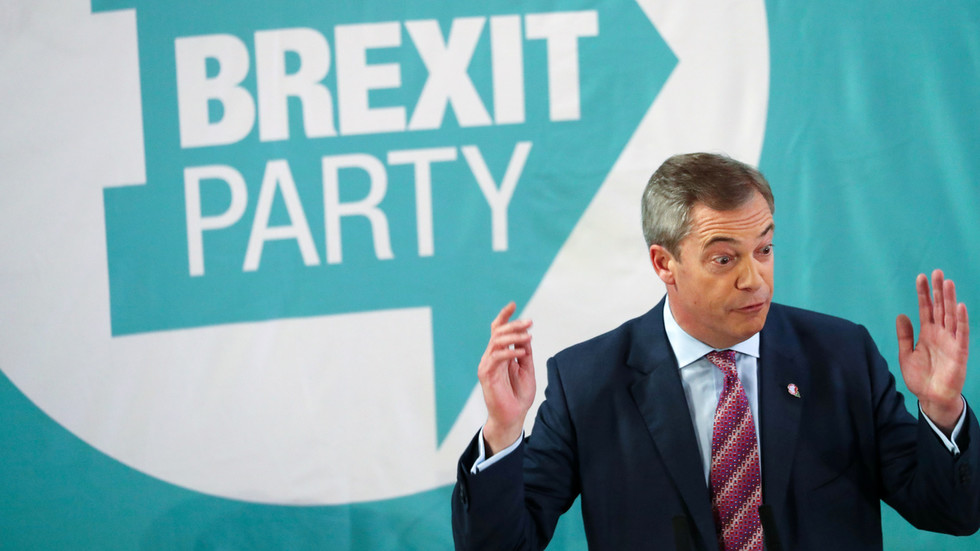 Farage accused of ‘bottling it,’ as Brexit Party leader declares his party WILL NOT fight for Tory-held seats in snap election