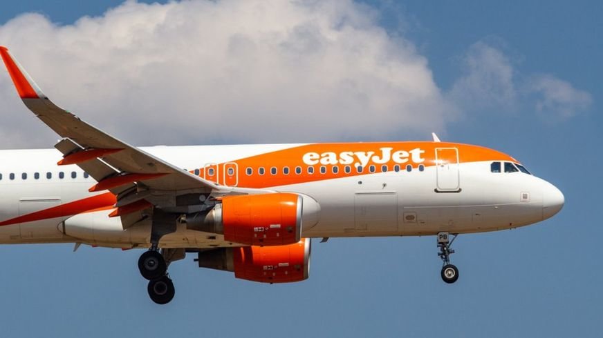 EasyJet and Jet2 buy Thomas Cook airport slots
