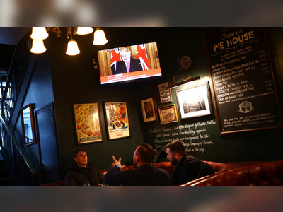 PM Johnson says ‘cafes, pubs, bars and restaurants’ will close as UK steps up Covid-19 response
