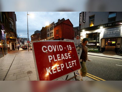 UK govt adviser warns of 3rd coronavirus wave but says lockdowns only ‘defer’ health crisis