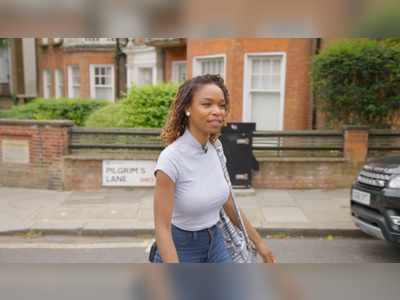 This 28-year-old lives on $227,000 a year in London—here’s how she spends her money