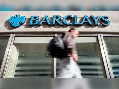 Barclays to send staff back to working from home