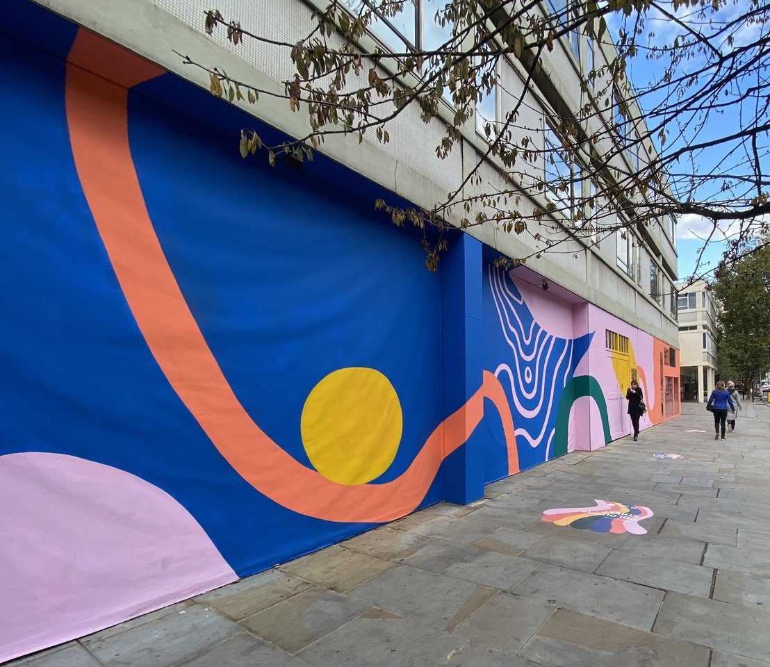 Lois O'Hara transforms King's Road with mural exploring the power of colour