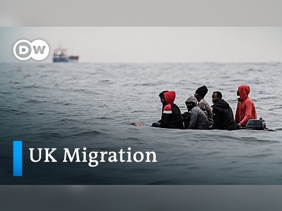 UK deploys navy and air force to stop migrant border crossings