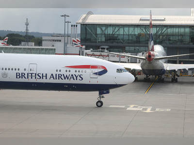 British Airways Suspends Flight Attendant Who Spent 14 Days in a Hong Kong Quarantine Camp