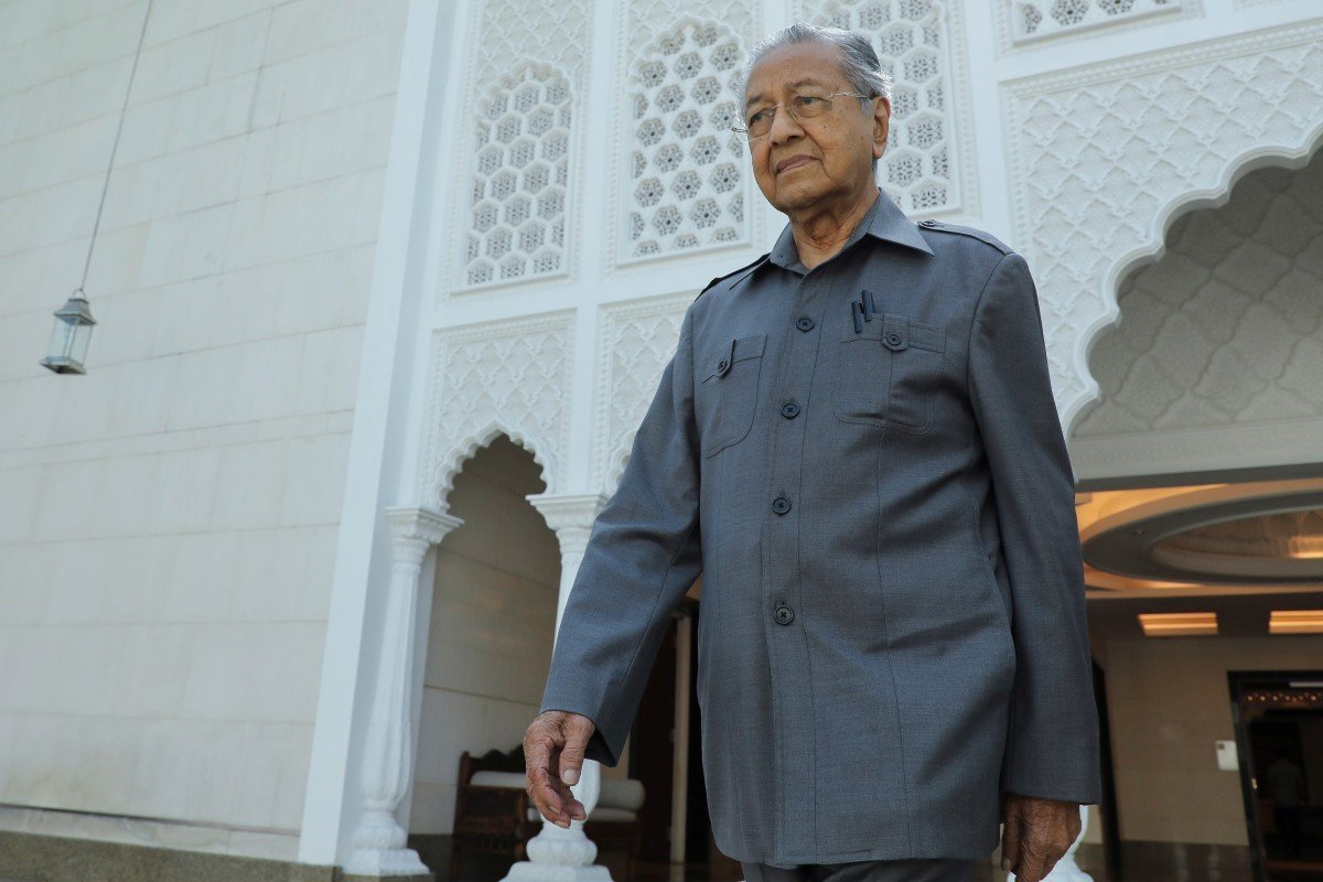 Mahathir sparks uproar with claim Muslims ‘have right to kill millions of French’