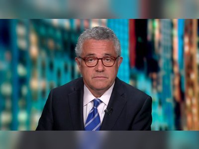 New Yorker suspends CNN legal analyst Jeffrey Toobin after exposing himself on a Zoom call