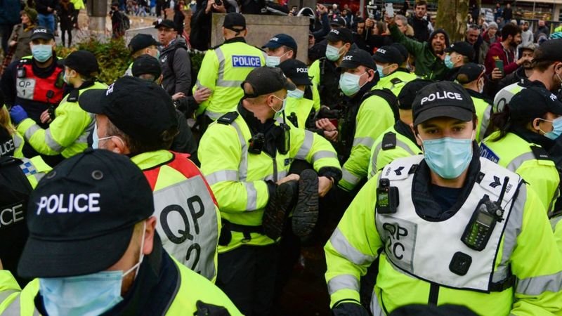 Covid: Bristol anti-lockdown marchers "a disgrace"
