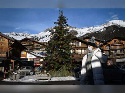 Forced Into Quarantine, Hundreds Of UK Tourists Sneak Out Of Swiss Resort