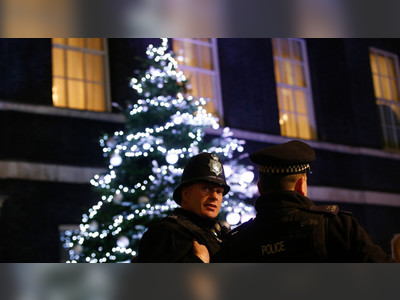 ‘Tis the season for snitching? UK home secretary encourages people to dob in neighbours for breaking Covid Christmas rule