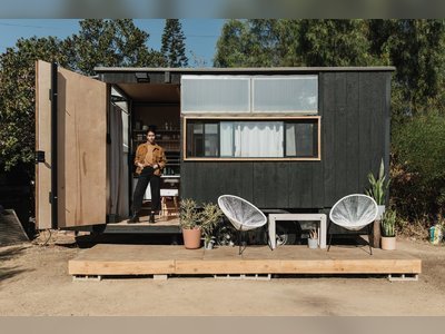 12 Inspiring Tiny Homes That Were Entirely DIY’ed