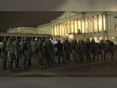National Guard arrives at US Capitol as curfew comes into force