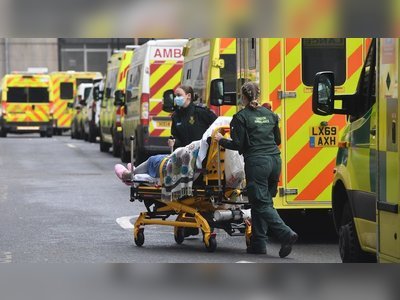 Covid-19: Further 1,295 deaths recorded in the UK
