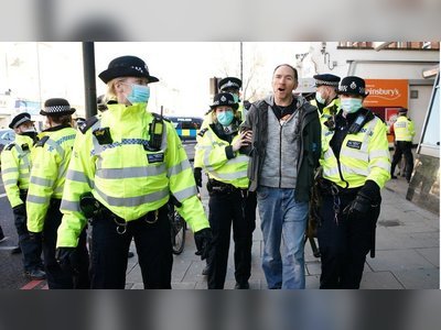 Police arrest 12 at Clapham Common anti-lockdown protest