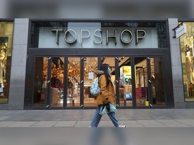 Topshop's flagship Oxford Street store up for sale