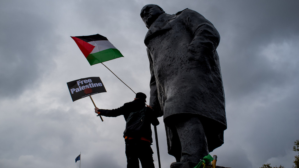The fuss over Palestine at Bristol University just proves how bourgeois and out of touch academia is with real Britain
