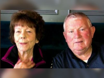 Coronavirus: Hospital staff praised for bringing dying couple together