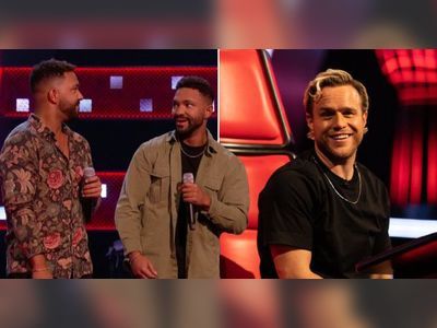 The Voice UK: Twin singers remind Olly Murs of brother in sweet moment
