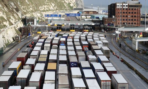 Ministers under fire over new English Covid testing rules for hauliers
