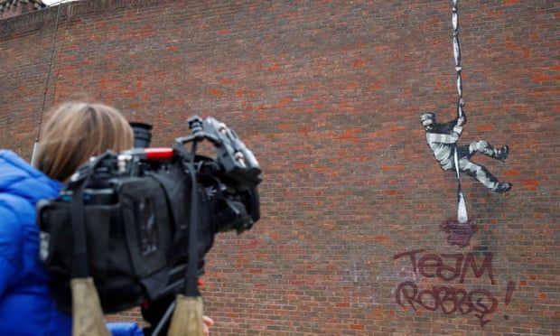 Banksy's 'escape' mural on former Reading prison is defaced