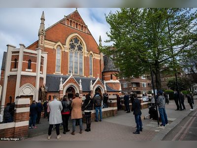 Church complains after UK police shut down London Good Friday service