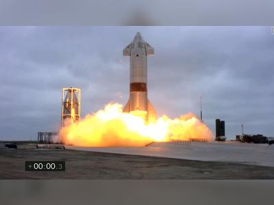 Success! SpaceX lands Mars rocket prototype for the first time