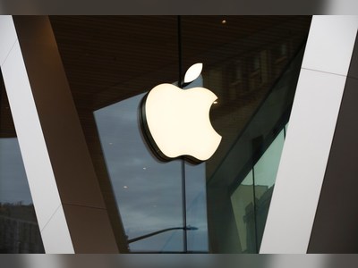 Apple Faces UK Legal Claim Over App Store Charges