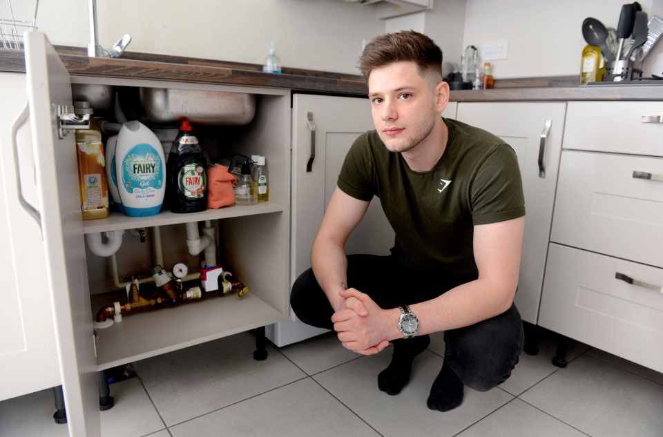 Plumber charges stunned homeowner £4,000 for simple 80-minute job