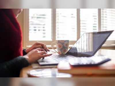 Work from home guidance to end in England on 21 June, Johnson indicates