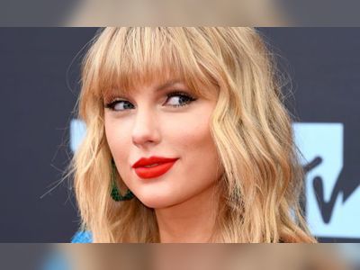 Taylor Swift to become first female winner of global icon Brit award
