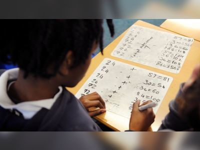 Covid: Poor pupils fall further behind in maths