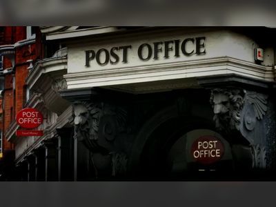 Post Office scandal: Former staff contacted over prosecutions