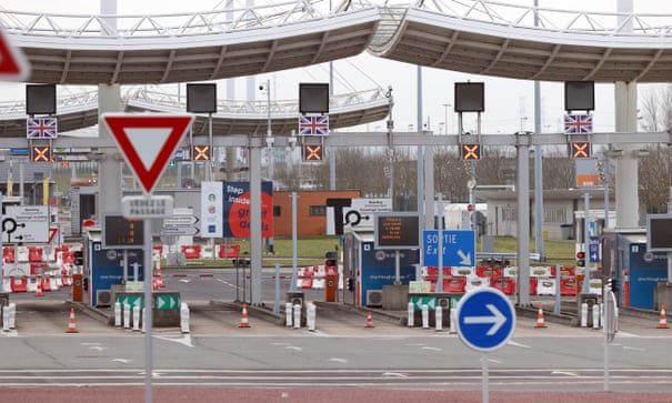 EU tourists complain of fingerprinting at UK border