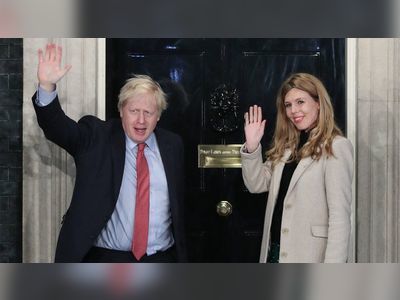 Labour demands further probe into Boris Johnson's flat revamp