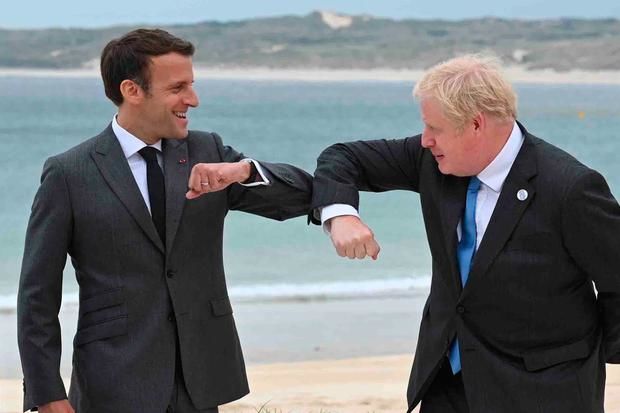 'France would never question British sovereignty'