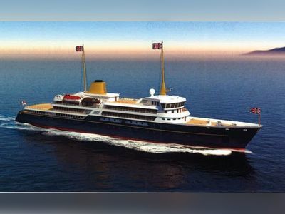 No 10 backs down in row over funding for new £200m royal yacht