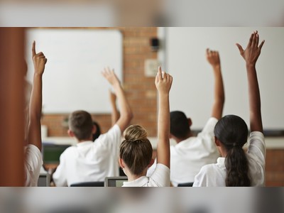 UK schools are ‘overtly’ politicising classes on sex & gender issues, despite laws mandating neutrality, Ofsted warns