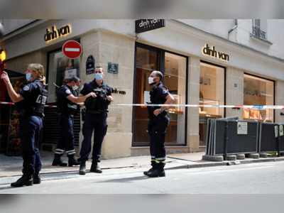 Thieves Flee With "Substantial" Haul After Robbing Jewellery Store In Paris: Report