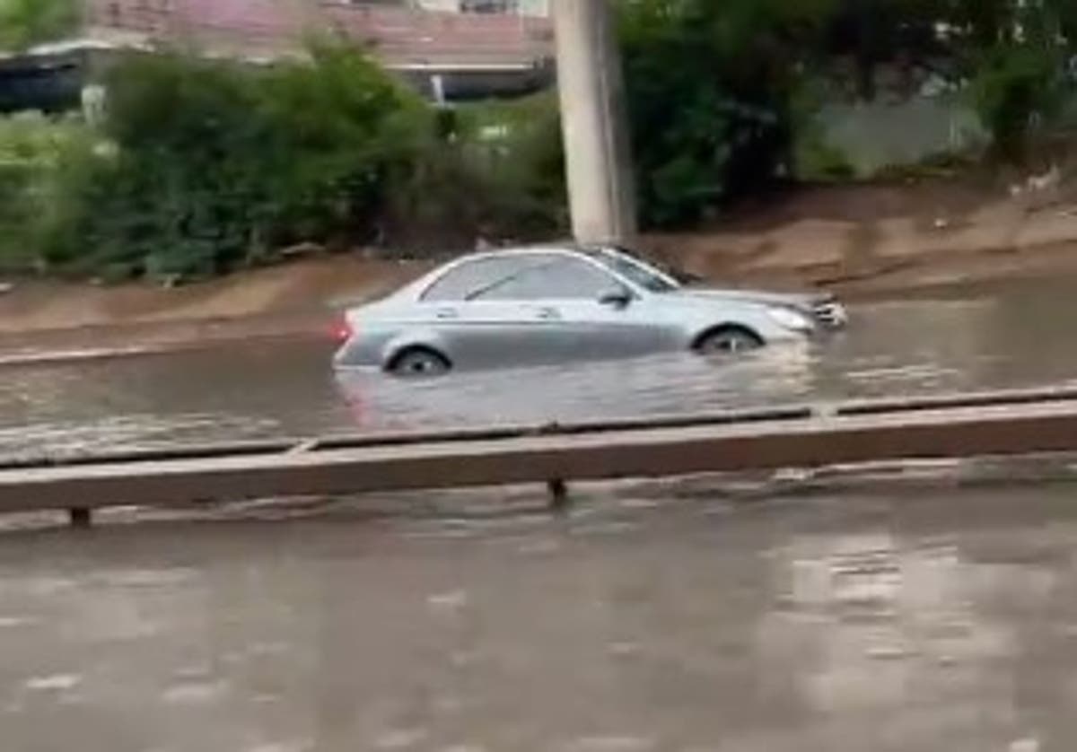 London streets are under water as storm batters the capital