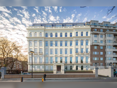 Chinese billionaire given green light to build central London palace