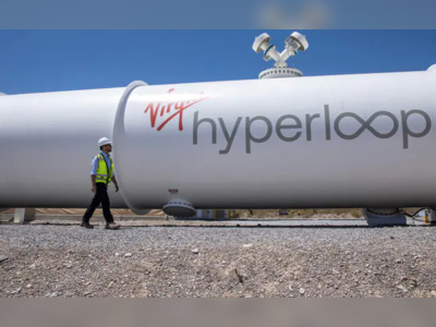 All Aboard The Hyperloop: How Your Commute Could Be Changing