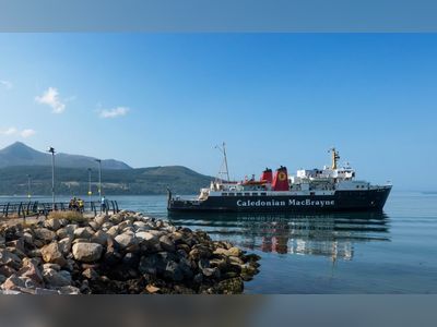 ‘It’s incredibly poor’: Scottish islanders angry at failing ferry service
