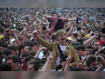 UK music festivals at risk of cancellation due to ‘pingdemic’ staff shortages