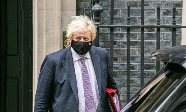 Global experts urge Boris Johnson to delay ‘dangerous’ Covid reopening