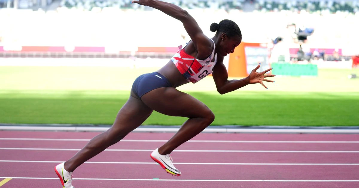Athletics-Britain set the pace in women's 4x100m relay