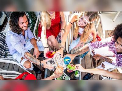 Tired of dining alone? Network or party with table-sharing app Tabler