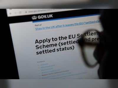 Brexit pre-settled status: EU nationals in UK face losing out on jobs and housing