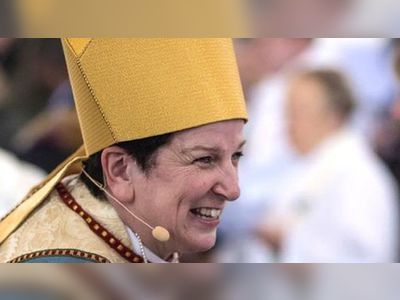Bullying probe recommends Bishop Anne Dyer should leave role