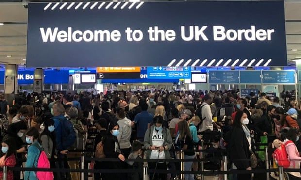 Home Office says delays at Heathrow are ‘unacceptable’
