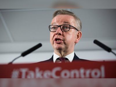 Oxford vice-chancellor ‘embarrassed’ to have Michael Gove as alumnus